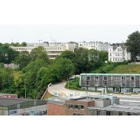 8236_4371 Blick über die Grosse Elbstrasse zum Elbberg, Rainvilleterrasse. | Rainvilleterrasse - historische Bilder und aktuelle Fotos aus Hamburg Ottensen.